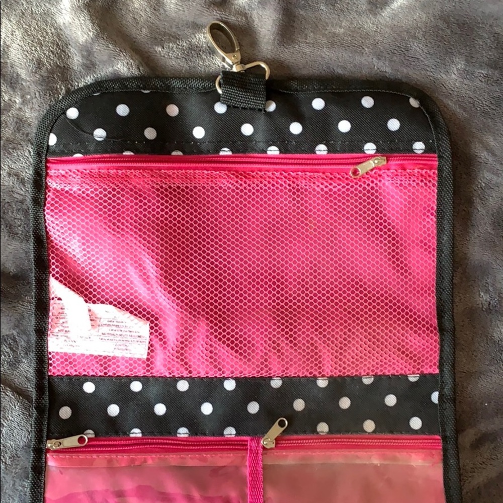 2/$30 HANGING MAKEUP ORGANIZERS - Picture 2 of 4